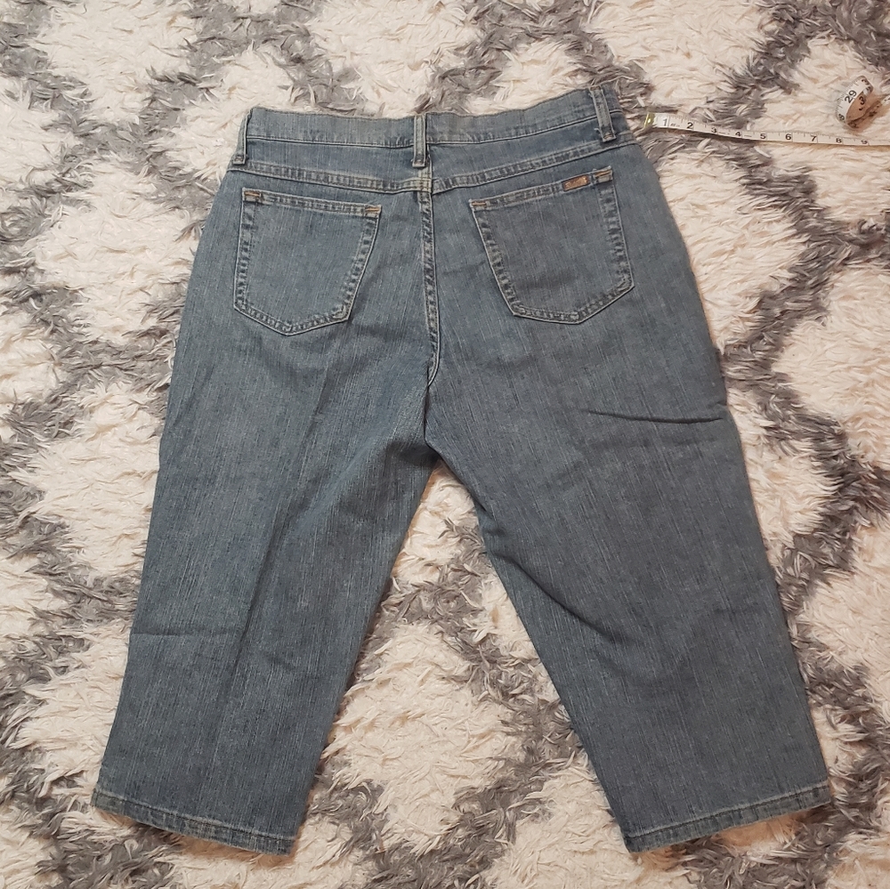 Blue capris - Picture 6 of 7